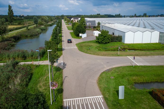 De locatie waar de straatrace zondagmiddag fout ging .