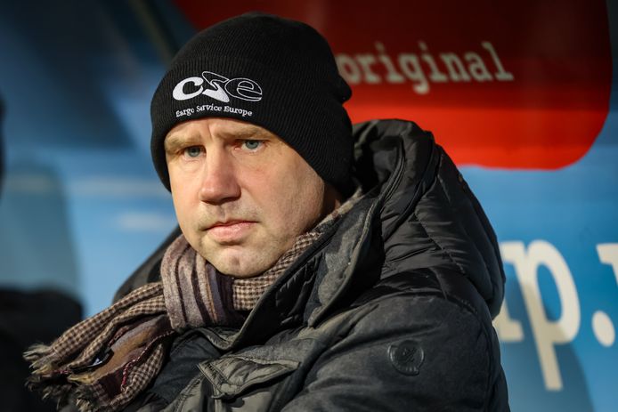 TOP Oss-coach Bob Peeters zag zijn ploeg vrijdagavond bij Helmond Sport met 1-3 winnen