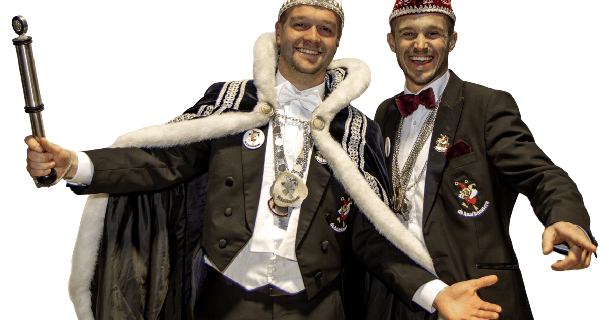 Pim Hesselmans mag zich jaar lang prins van het Haaikneuterrijk noemen, adjudant Ruud van de Wouw st