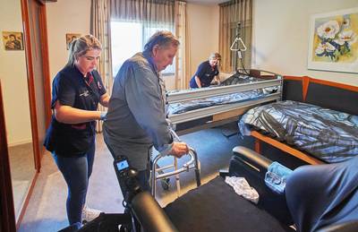 Sandy en Guusje hebben alle vertrouwen in toekomst van de thuiszorg: ‘Met z’n allen kunnen we dit ec