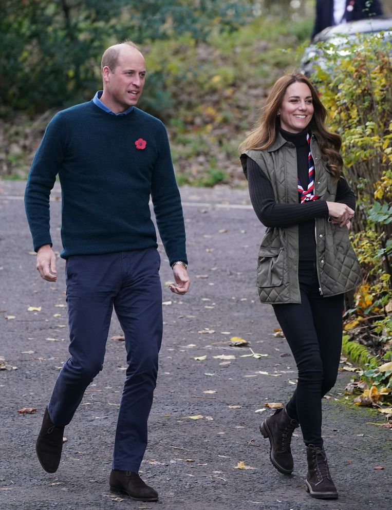 EMBARGOED UNTIL DEPARTURE WHICH IS EXPECTED TO BE 1520. IMAGES WILL BE RE-ISSUED WHEN EMBARGO HAS LIFTED The Duke and Duchess of Cambridge arrive for a visit to celebrate the Scouts PromiseToThePlanet campaign at Alexandra Park Sports Hub, Dennistoun, Glasgow, as the Cop26 summit takes place in the city. Picture date: Monday November 1, 2021. Beeld BrunoPress/PA Images