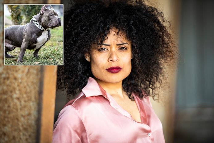 Hondencoach Leidy Zijlstra redde een buurvrouw van een pitbull die haar been greep. Ze wilde niet met haar eigen honden op de foto.