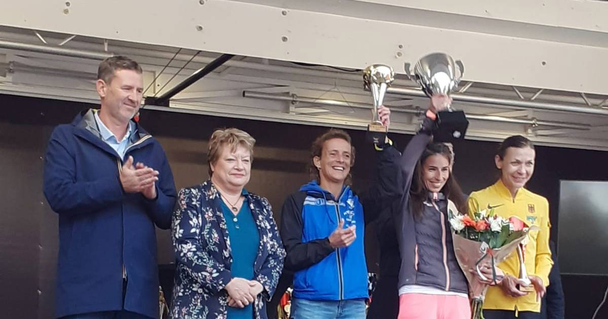 Leonie Ton kan 75 kilometer genieten en loopt het restant op karakter naar zilver - Provinciale Zeeu