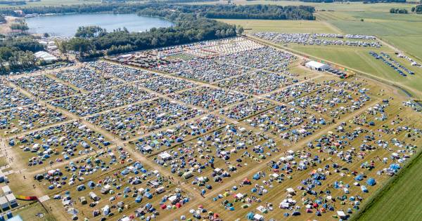 Bezoekers Down the Rabbit Hole zorgen voor flinke vertraging op A73