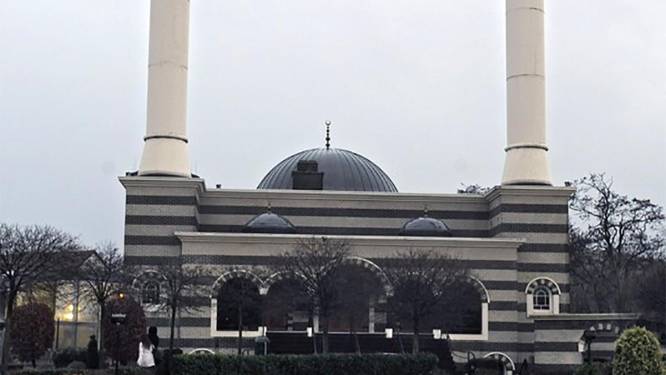 Homans heeft Fatih-moskee in Beringen nog steeds niet ingelicht