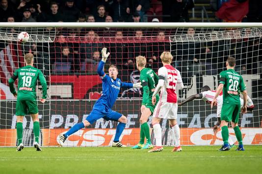 Ajax-speler Davinson Sanchez scoort de 1-0 vorig seizoen in de Arena.