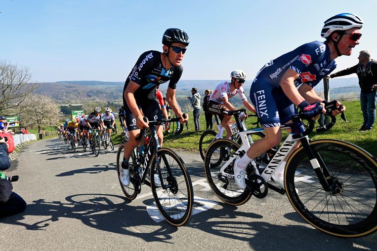 Tiesj Benoot (l.). Beeld Photo News