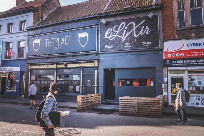Overpoortstraat in Gent, Café Elixir, waar verkrachting zou hebben plaats gevonden