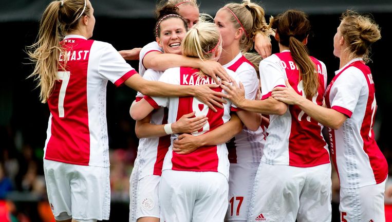 Zwerver Beleefd schommel Thuiswedstrijd Ajax-vrouwen uitverkocht | Het Parool
