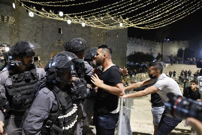 Bij de rellen van donderdagavond in Jeruzalem vielen 120 gewonden.