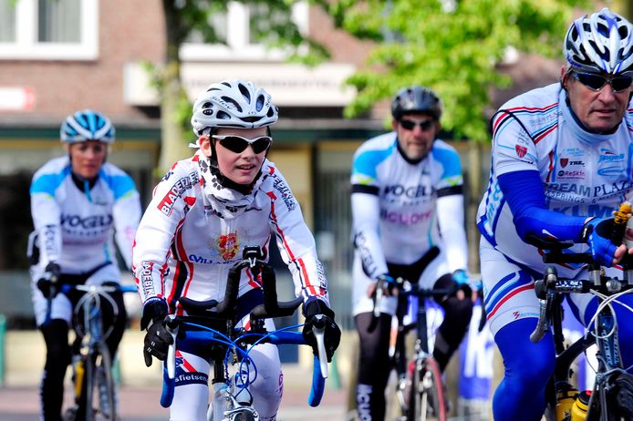 Max van Kempen, 9 anni, ha iniziato il suo giro in bici Monster per Villa Bardos nel 2012.