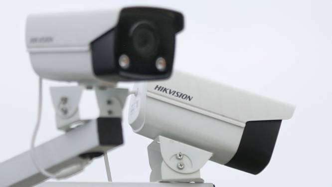 Delft haalt Chinese spionage-camera's weg