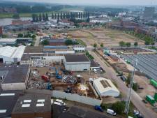 Afvalverwerker Van Houtum wil best weg om woningbouw mogelijk te maken. Maar waarheen?