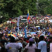 NYT-columnist M. Gessen: ‘De val van Maduro speelt Poetin recht in de kaart’