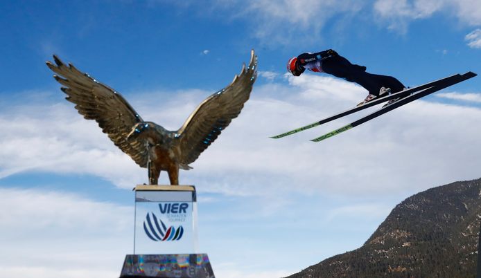 De mooiste plaatjes van het schansspringen in Garmisch-Partenkirchen ...