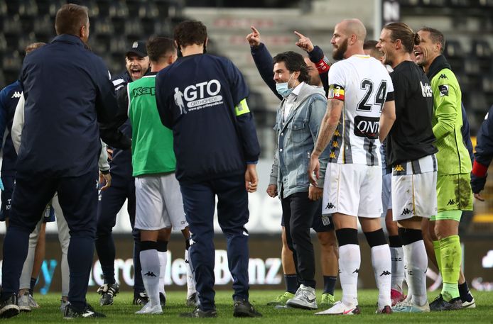 Le Sporting de Charleroi premier de classe après quatre journées.