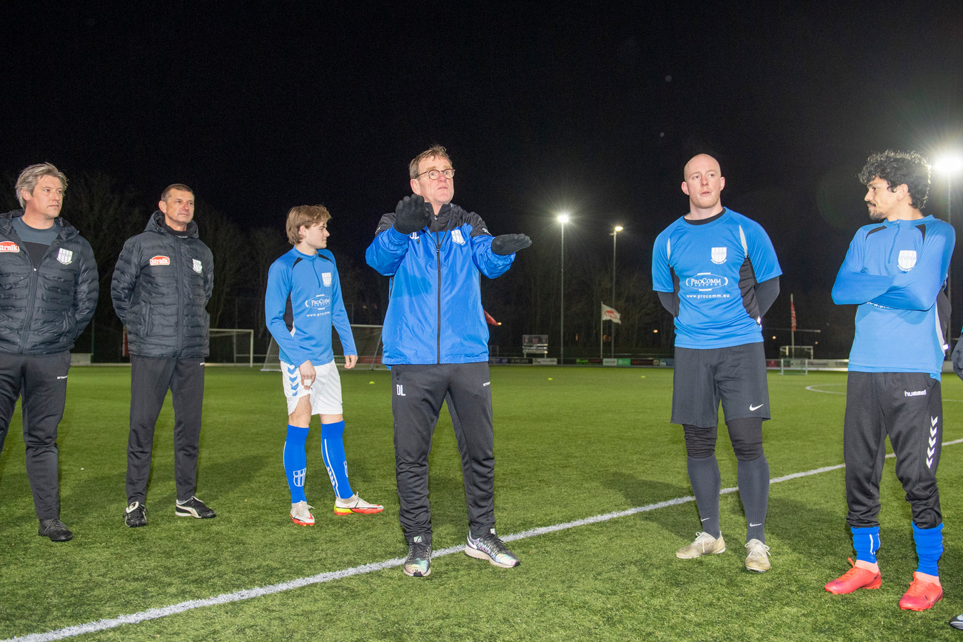 Van Oranje naar derdeklasser VVOP Dwight Lodeweges voelt zich nergens