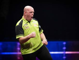 Van Gerwen wint clash tegen Lewis op World Matchplay, Cullen geeft Heta pak rammel