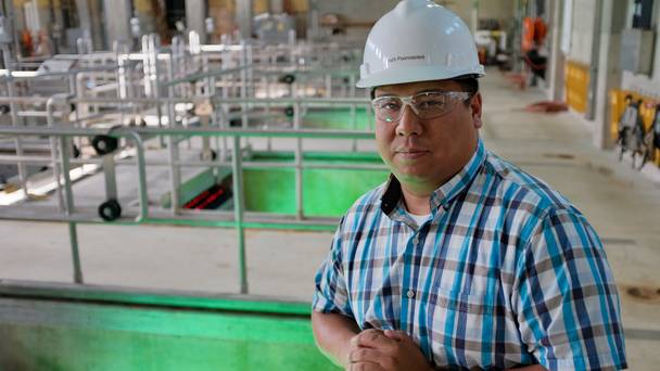 Battle of the exoplanets