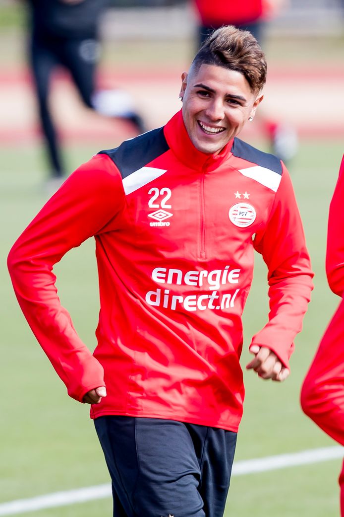 Maximiliano Romero heeft naar verwachting nog een aantal weken nodig alvorens hij zijn debuut voor PSV kan maken.