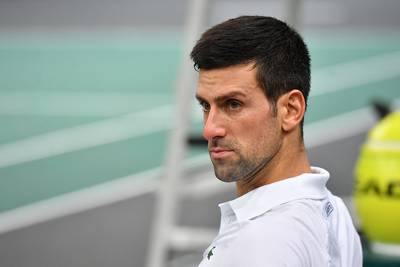 Alleen in een kamertje op de luchthaven: Australische autoriteiten laten Novak Djokovic het land niet binnen door verkeerd visum