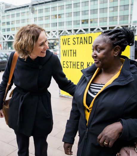 Nigeriaanse weduwen voor Haagse rechter: ‘Shell medeplichtig aan dood onze mannen’