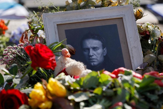 Navalny, de belangrijkste politieke tegenstander van president Vladimir Poetin, stierf tijdens zijn gevangenschap midden februari op 47-jarige leeftijd in Siberië.