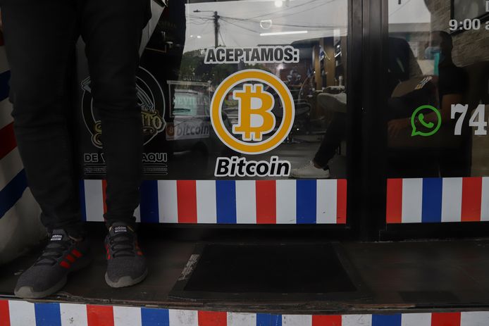 El Salvador was in september het eerste land ter wereld dat de bitcoin als wettelijk betaalmiddel introduceerde.