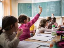 Leraar op achterstandsschool krijgt twee jaar lang extra geld
