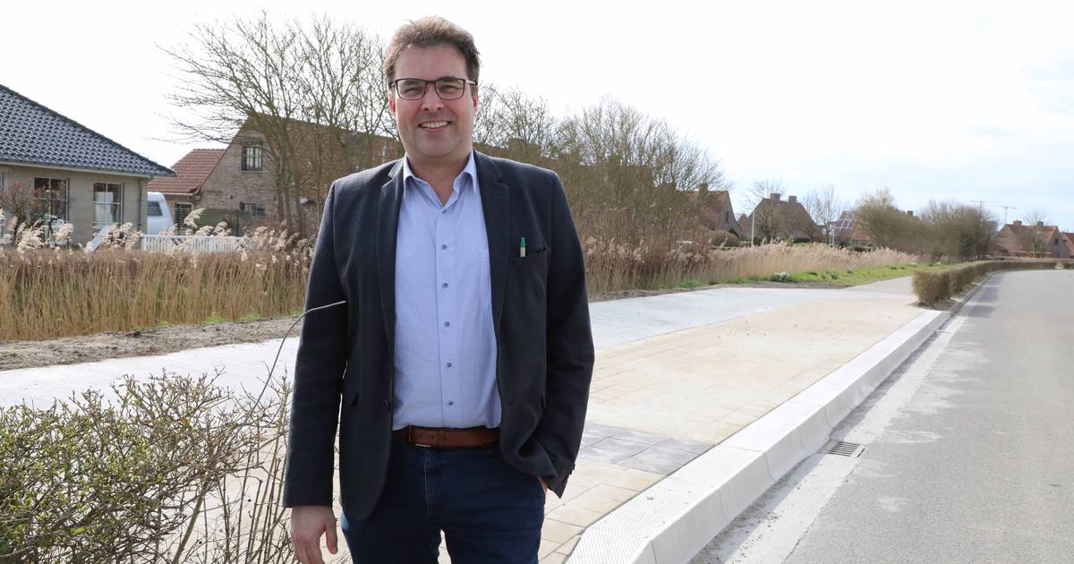 Busperron aangelegd in Breeweg, maar het is nog meer dan een jaar ...