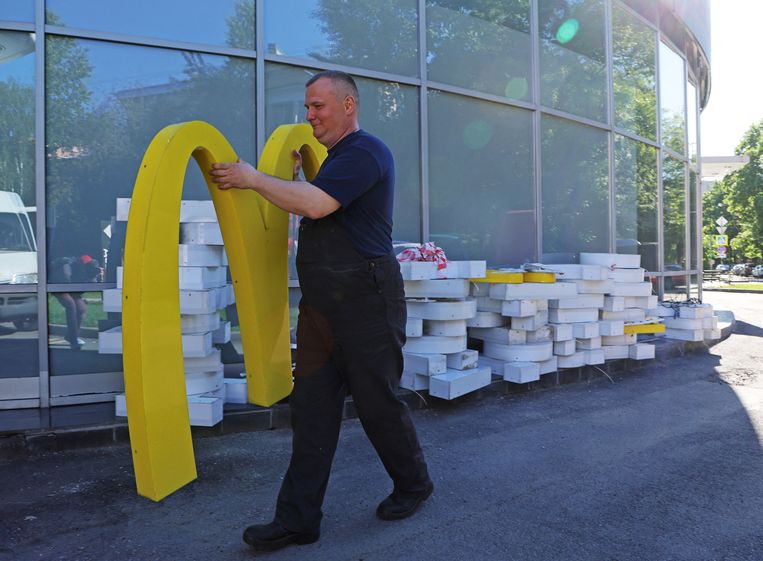 Уход McDonald’s из России — больной вопрос в отношениях с Западом