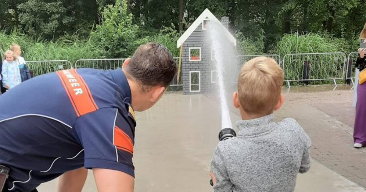 Demonstratie met veetakel op Boerenerfdag Dussen