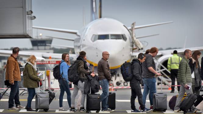 Airport Weeze hoopt op meer Nederlanders door extra vliegtaks in ons land: ‘Maar tijd van tickets voor 9 euro is voorbij’