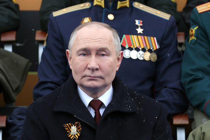 Poetin tijdens de overwinningsdagparade.