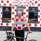 Met de fiets door de Noord-Hollandse polder: ‘De bolletjestrui uit de Tour van 1988 leeft verder op onze gevel’