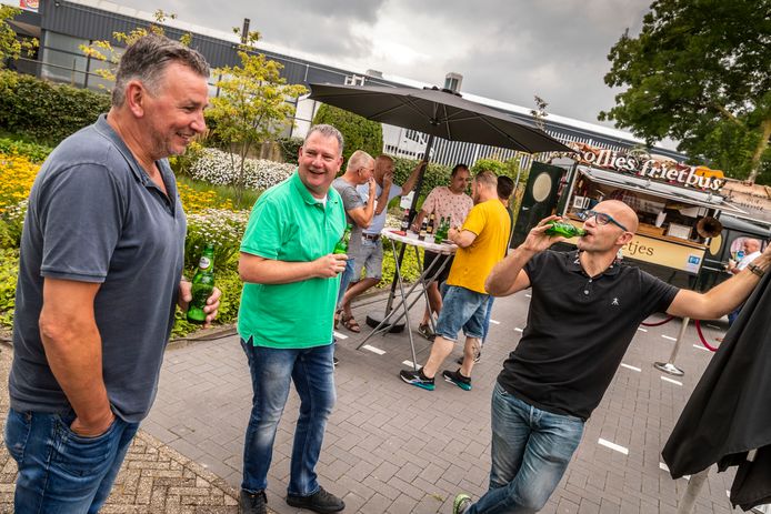 Bij Ten Brinke Zuid luiden ze de bouwvak in met gepaste maatregelen vanwege het Corona virus.