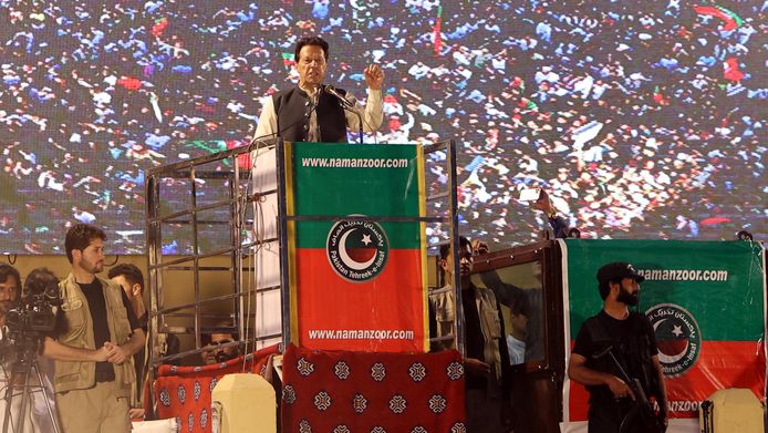 Voormalig premier van Pakistan Imran Khan hield afgelopen weekend een politieke toespraak, waarin hij bedreigingen zou hebben geuit tegen politie en gerecht.