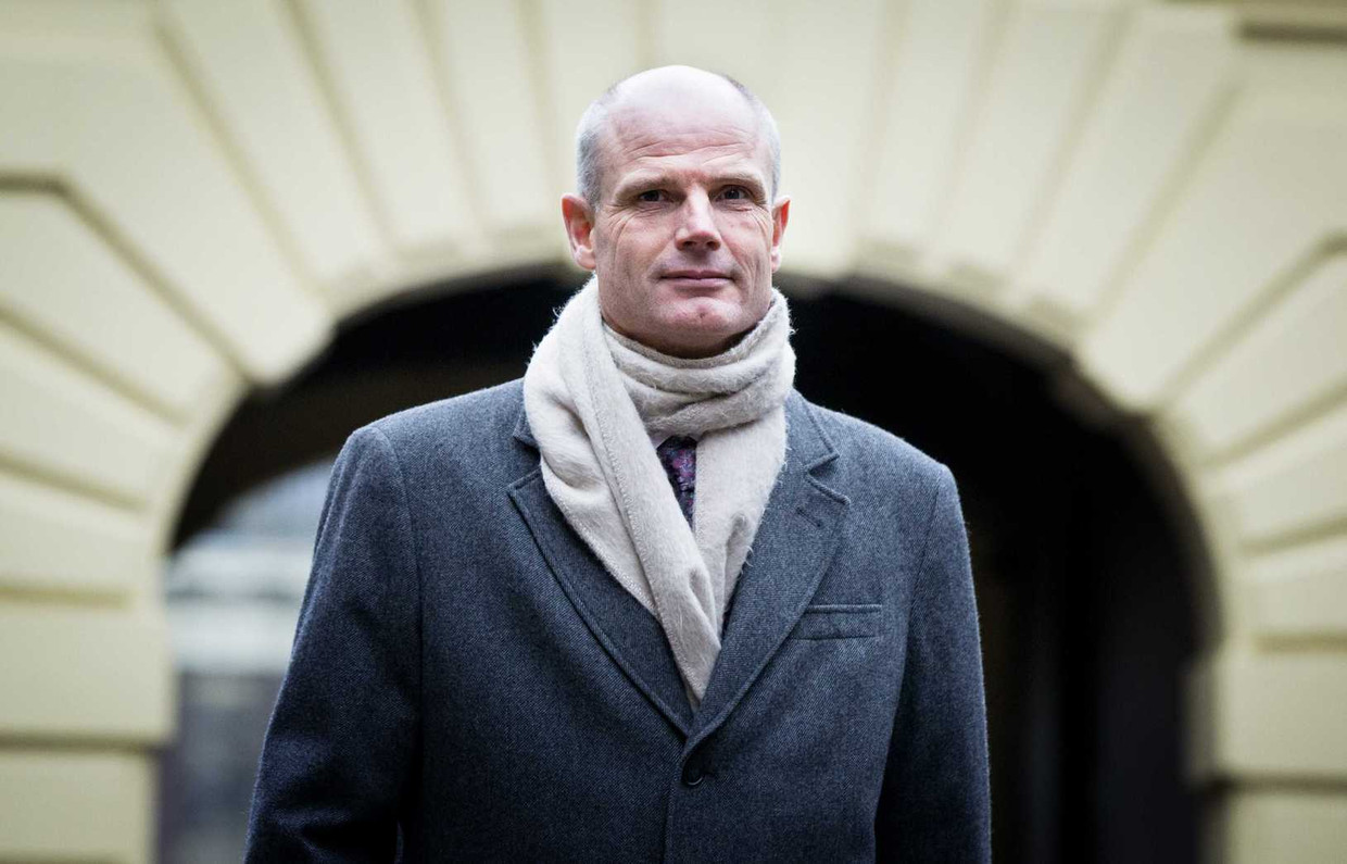 Minister Stef Blok voor Wonen en Rijksdienst arriveert op het Binnenhof voor de eerste ministerraad na het kerstreces. Beeld anp