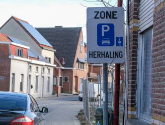 Gemeente stelt weer parkeerbedrijf aan voor controles in blauwe zone