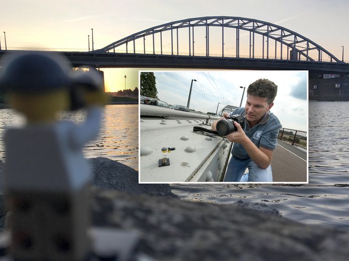 David Harpe aan het werk voor zijn project Bricks of Arnhem.