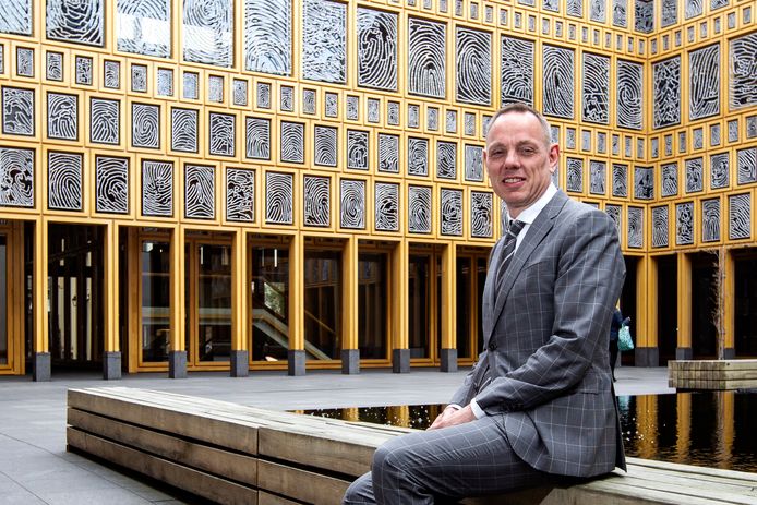 Dit Is De Installatiespeech Van Deventers Nieuwe Burgemeester Ron Konig Dickens Festijn Deventer Destentor Nl