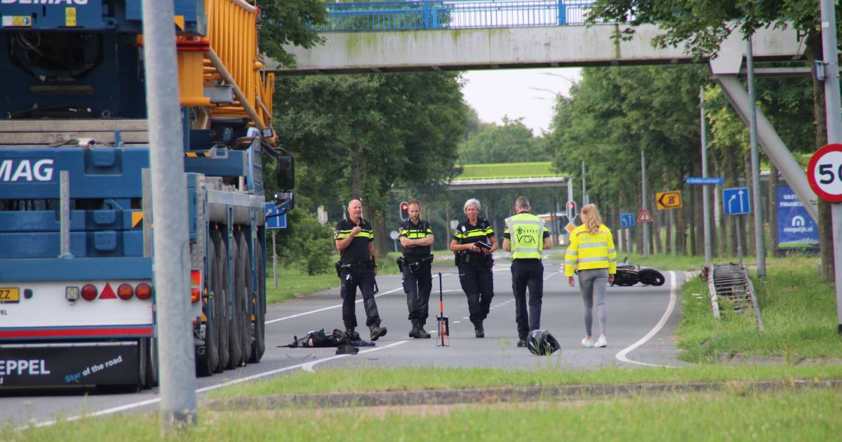 Motorrijder verongelukt op de Zuigerplasdreef in Lelystad.