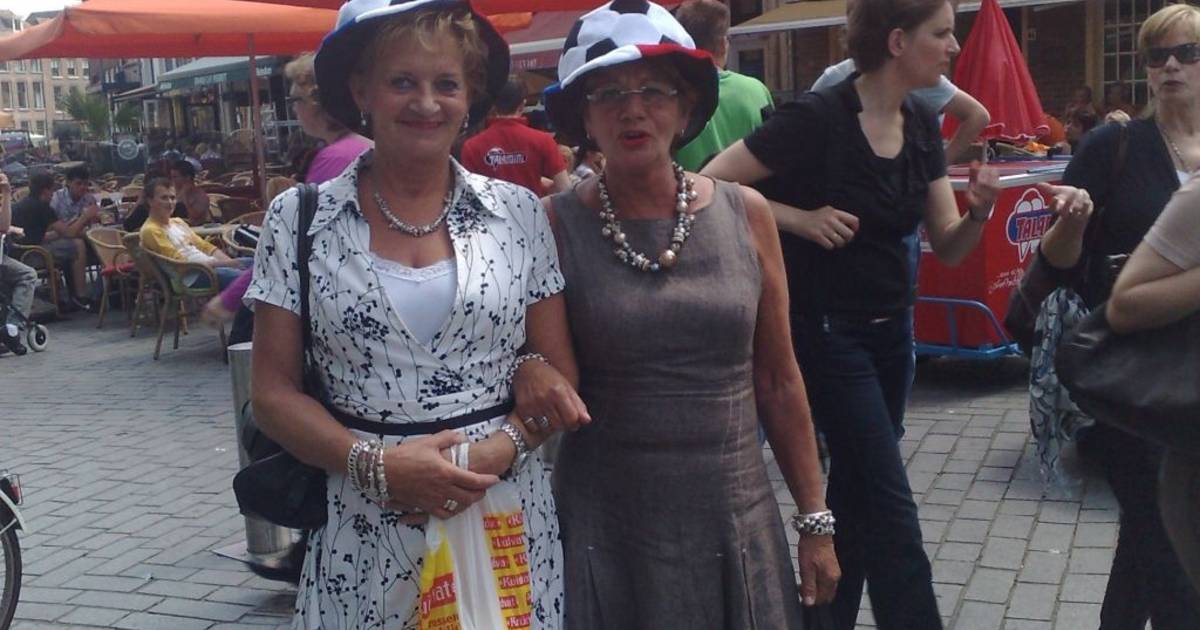 Die (EK)pet past ons allemaal... Zutphen destentor.nl