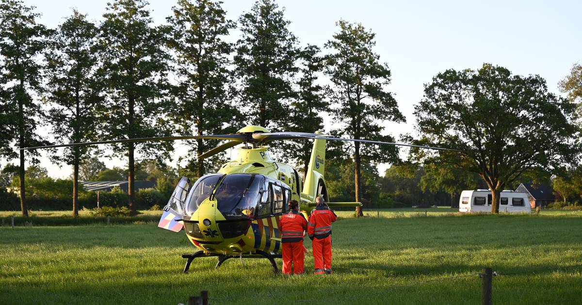 Traumahelikopter opgeroepen na ernstig ongeluk in Albergen.