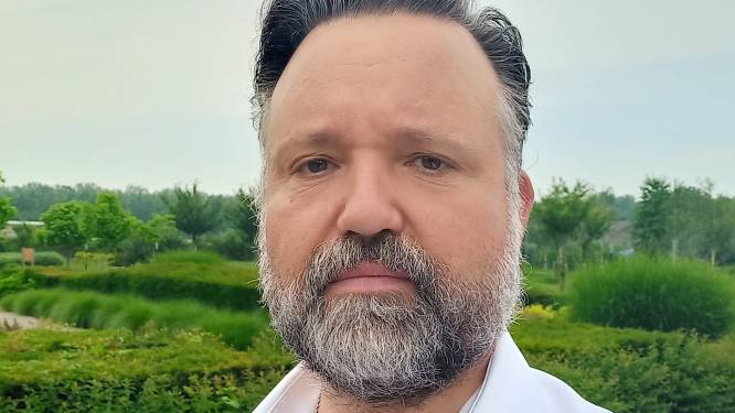 ‘Mijn kinderen zijn niet normaal: mijn zoon is op de fiets naar de grootste koekoeksklok ter wereld’