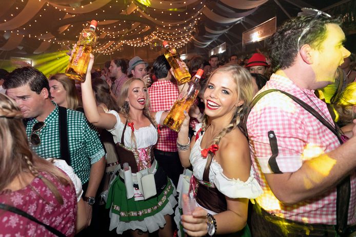 Dirndl en lederhosen kan uit kast: toch weer Oktoberfest op de Parade | Den Bosch, Vught bd.nl