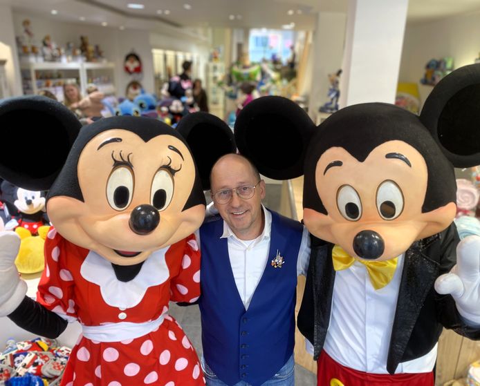 Zaakvoerder Mario Dhont, tussen 'Minnie en Mickey Mouse'