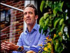 Ex-coronapatiënt Marcel (43) houdt het nu 7 minuten vol op de hometrainer: ‘Dan komen de tranen’