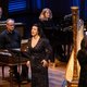 Zodra pianist Tamara Stefanovich aanschuift, komt het poëtische universum van Kurtág tot leven ★★★★☆