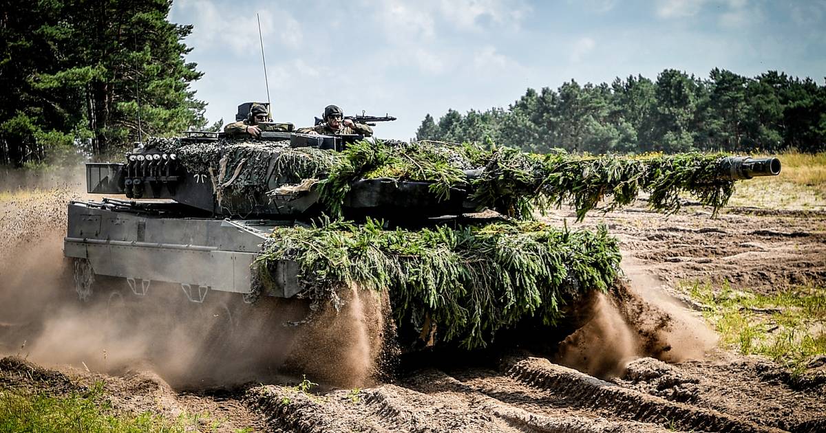 Germany is still sending Leopard 2 tanks to Ukraine, and the US is also considering supplying heavier artillery  Germany sends Leopard-2 tanks to Ukraine